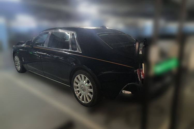Used Rolls-Royce Phantom 2018 6.7T Long Wheelbase Version Rear Left 45 Deg