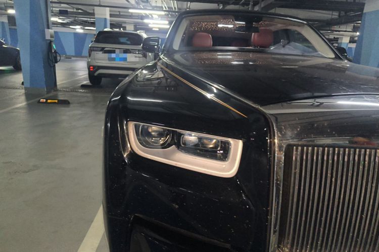 Used Rolls-Royce Phantom 2018 6.7T Long Wheelbase Version Right Front Headlight
