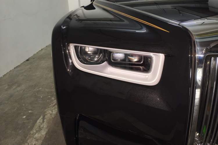 Used Rolls-Royce Phantom 2018 6.7T Long Wheelbase Version Right Front Headlight