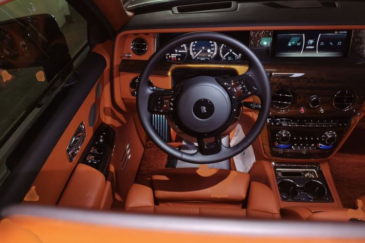 Used Rolls-Royce Phantom 2018 6.7T Long Wheelbase Version Steering Wheel