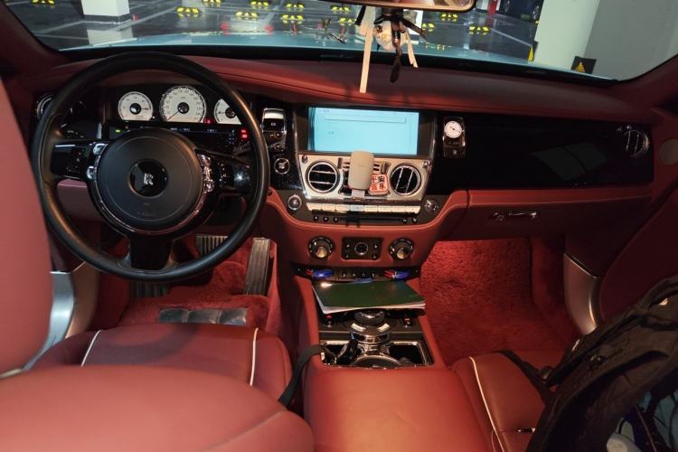 Used Rolls-Royce Wraith 2017 6.6T Black Badge Edition Center Console