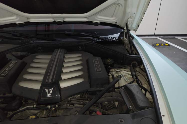 Used Rolls-Royce Wraith 2017 6.6T Black Badge Edition Engine Bay Left