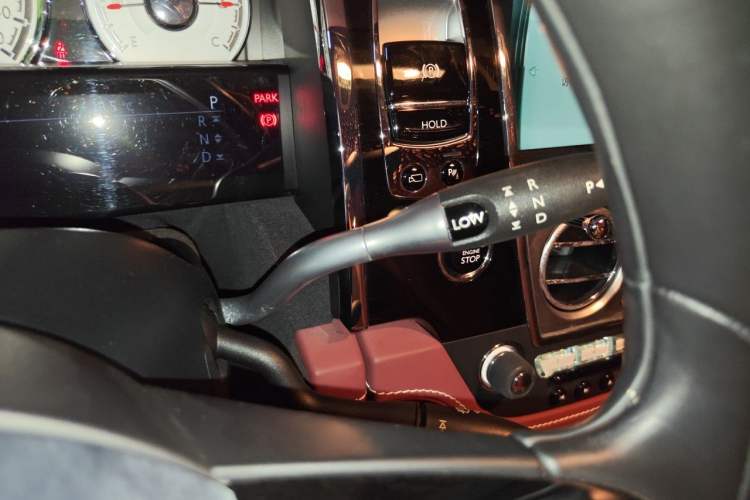 Used Rolls-Royce Wraith 2017 6.6T Black Badge Edition Gear Lever