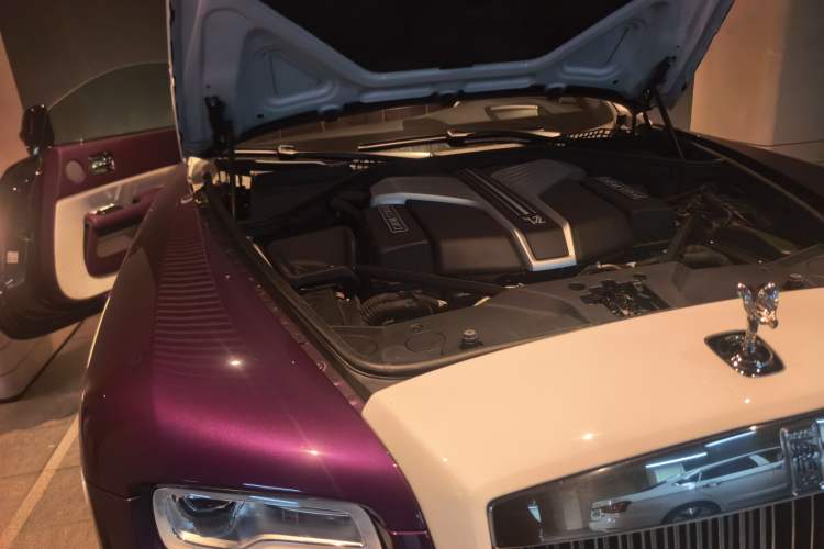Used Rolls-Royce Wraith 2018 6.6T Standard Edition Engine Bay Right