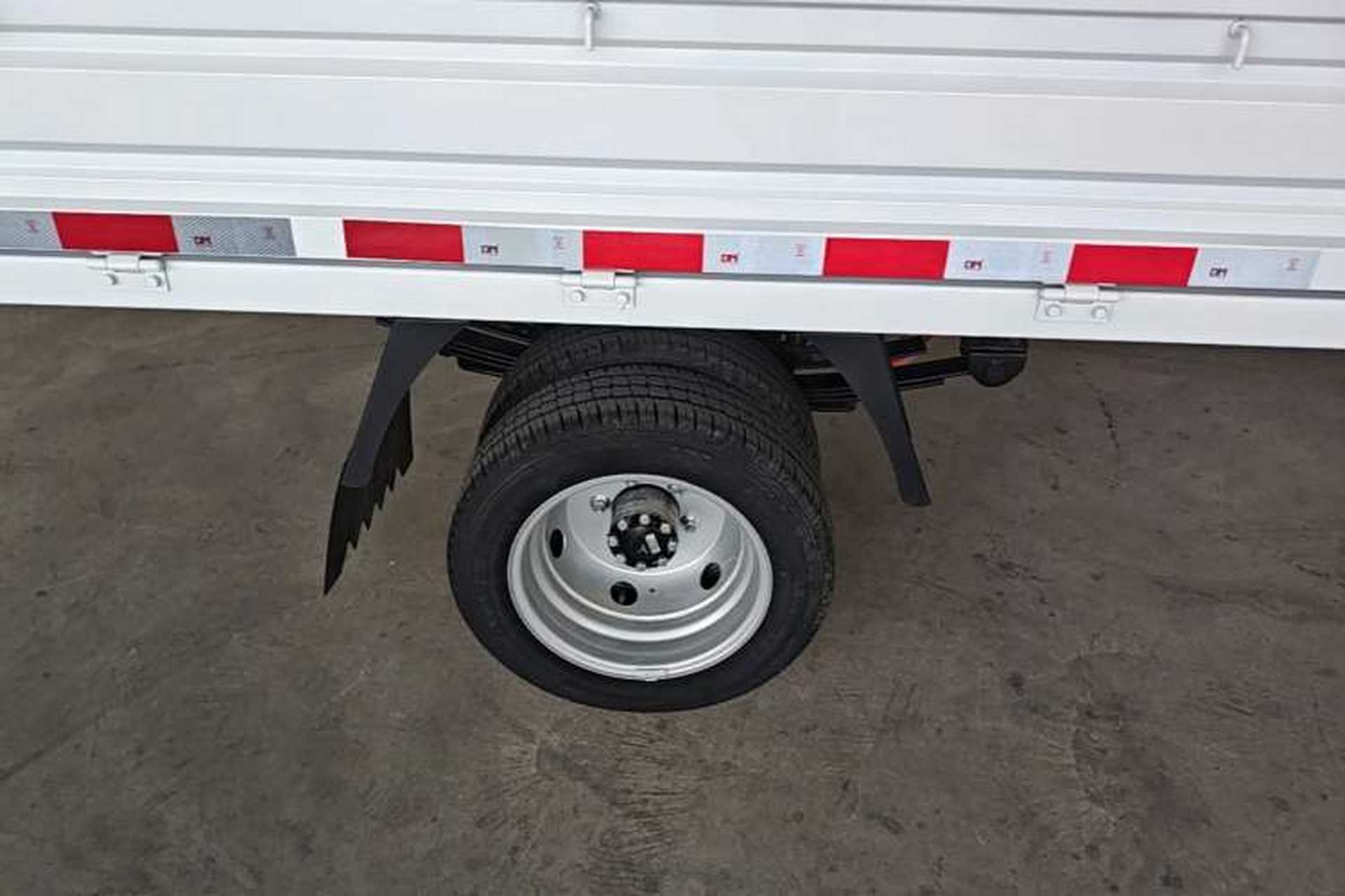 Used Ruichi C5 2025 Model All-Electric Single-Row Pioneer Flatbed Exterior 5