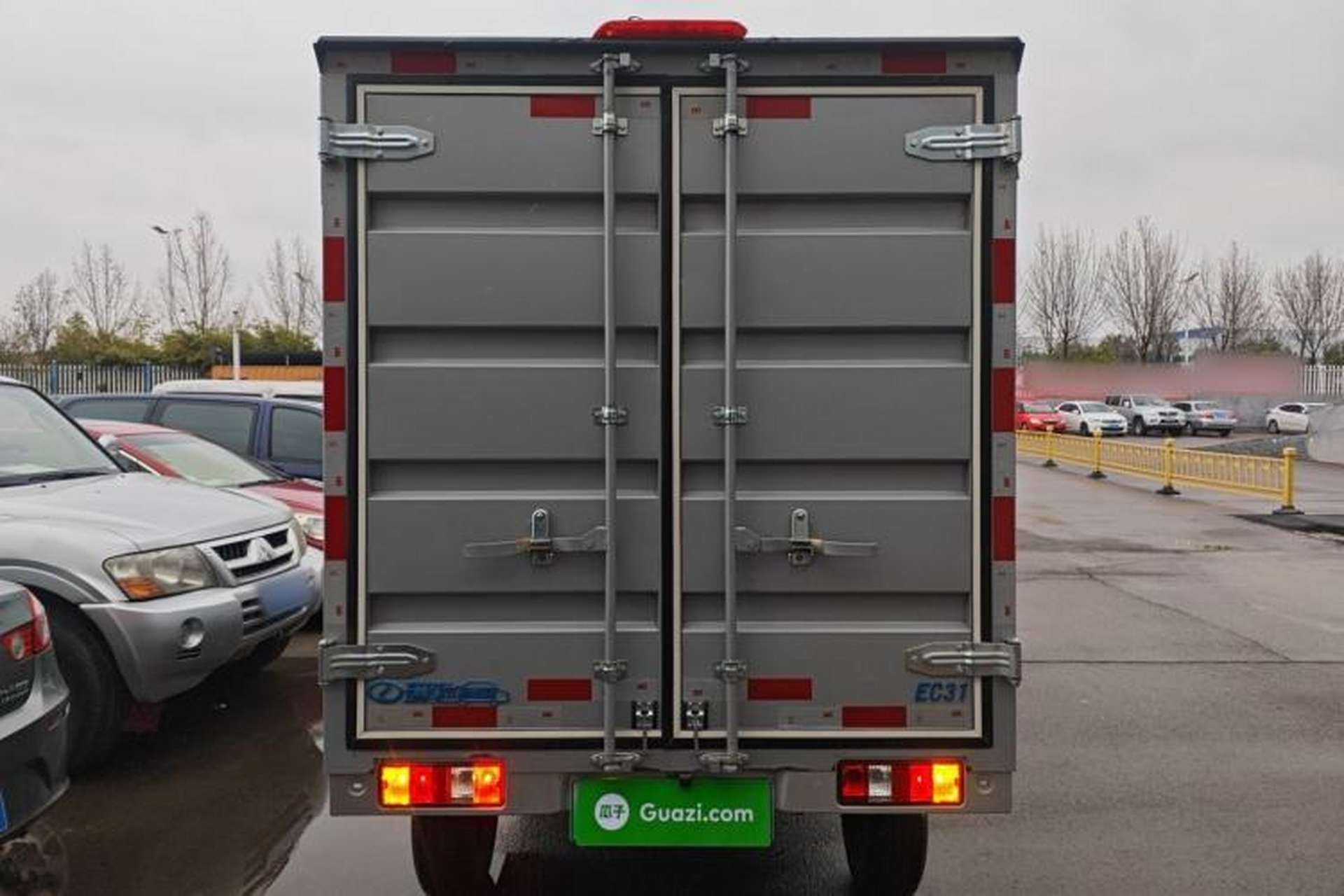 Used Ruichi EC31 2023 Standard Edition Corrugated 38.64 kWh Rear