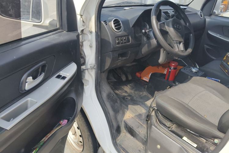 Used Ruichi EC31 2023 Standard Edition PVC 38.64 kWh Driver Seat