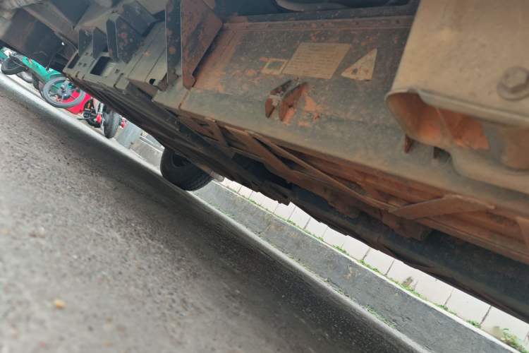 Used Ruichi EC35 2017 Standard Model Chassis Rear Left