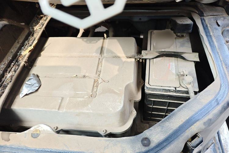 Used Ruichi EC35 2017 Standard Model Engine Bay