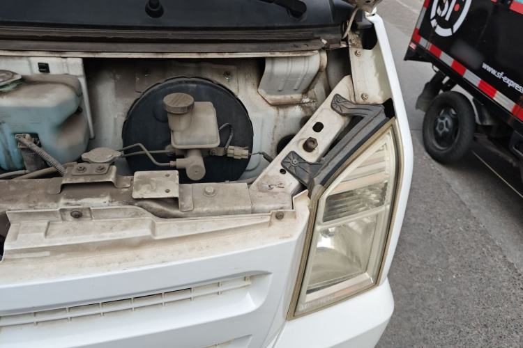 Used Ruichi EC35 2017 Standard Model Engine Bay Left