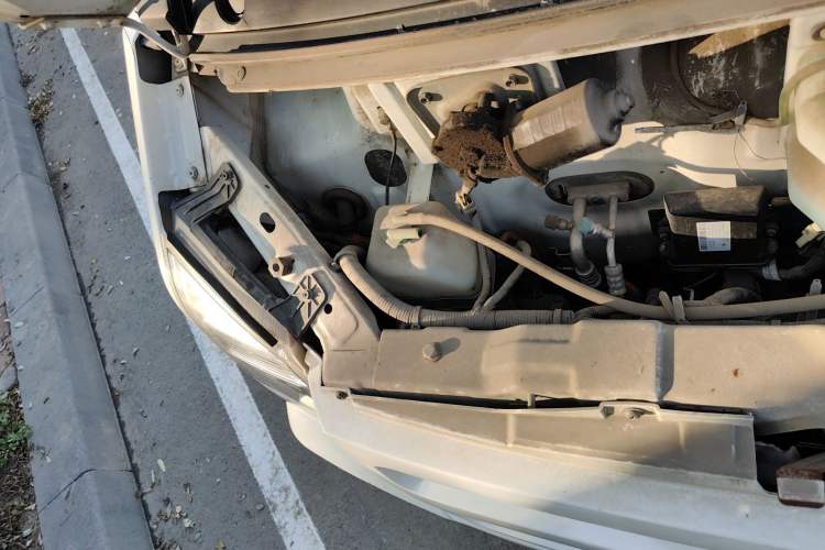 Used Ruichi EC35 2017 Standard Model Engine Bay Right
