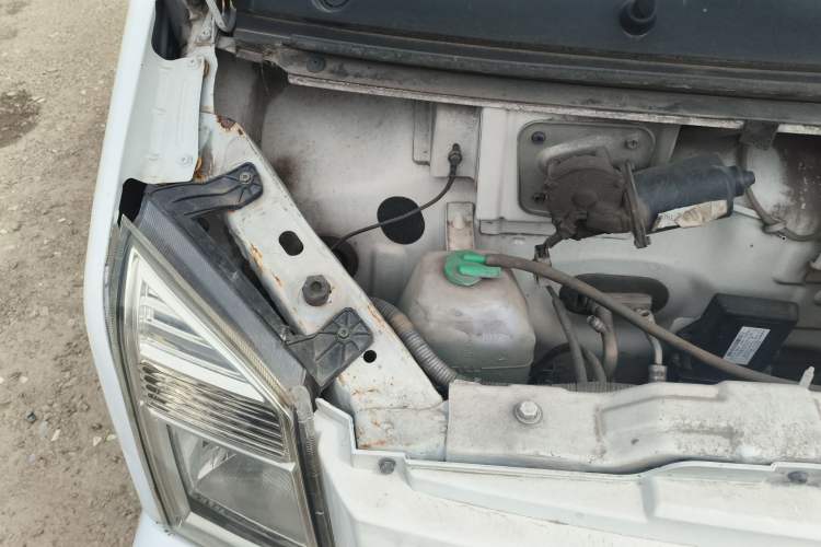 Used Ruichi EC35 2017 Standard Model Engine Bay Right