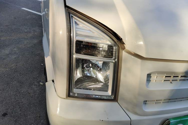 Used Ruichi EC35 2017 Standard Model Right Front Headlight