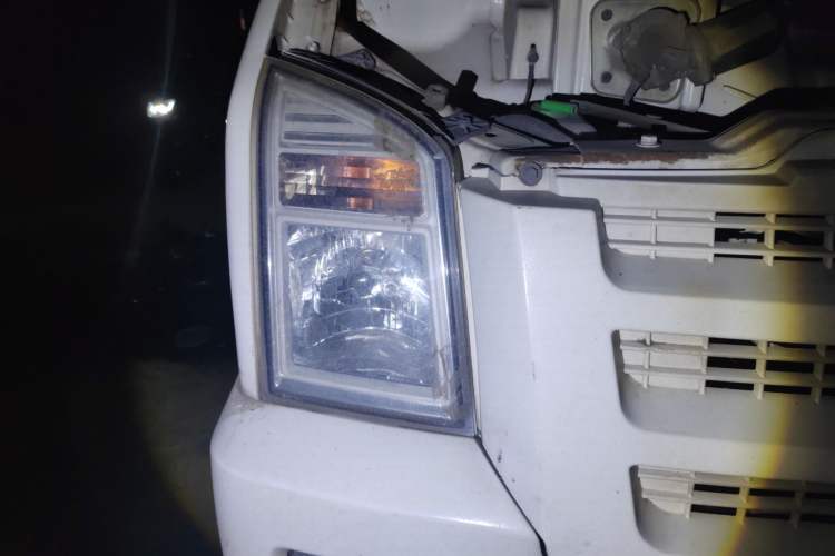 Used Ruichi EC35 2017 Standard Model Right Front Headlight