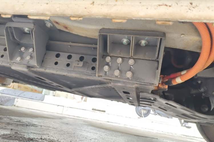 Used Ruichi EC35 2019 EC35 II Standard Model 41.86 kWh Chassis Front Right