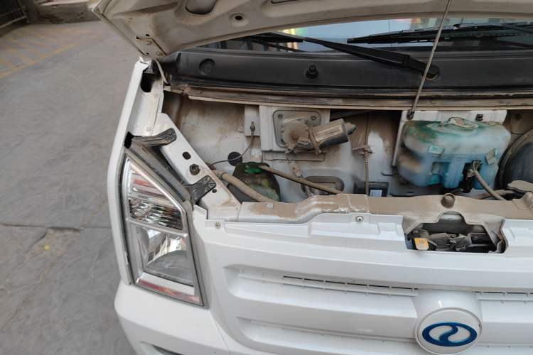 Used Ruichi EC35 2019 EC35 II Professional Model 42.04 kWh Engine Bay Right