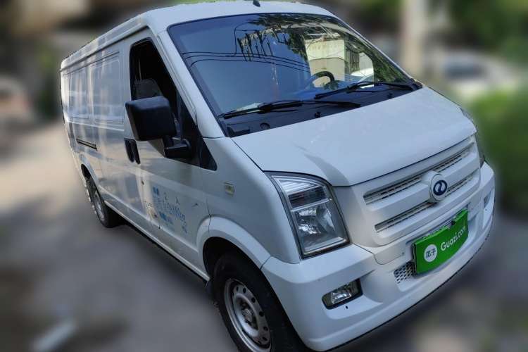 Used Ruichi EC35 2019 EC35 II Standard Model 41.86 kWh Front Right 45 Deg