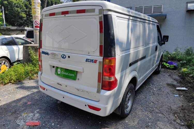 Used Ruichi EC35 2019 EC35 II Standard Model 41.86 kWh Rear Right 45 Deg