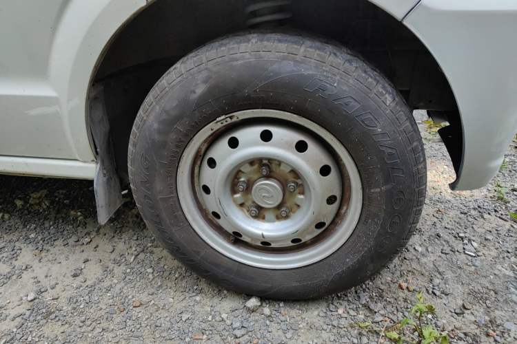 Used Ruichi EC35 2019 EC35 II Standard Model 41.86 kWh Right Front Wheel Hub