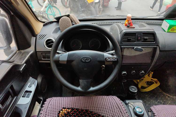 Used Ruichi EC35 2019 EC35 II Professional Model 42.04 kWh Steering Wheel