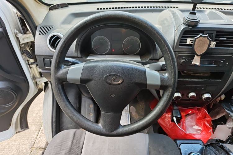 Used Ruichi EC35 2020 EC35 II Long-Range Version 41.86 kWh Steering Wheel