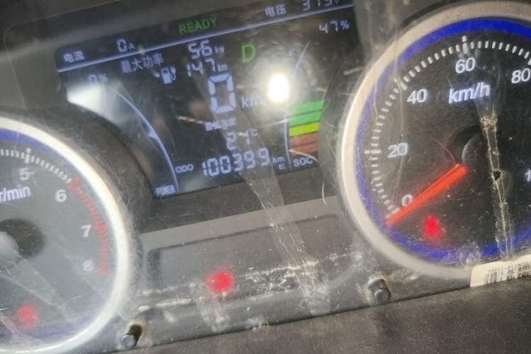 Used Ruichi EC35 2020 EC35 II Standard Edition 38.7 kWh Odometer Close Up