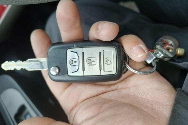 Used Ruichi EC35 2020 EC35 II Standard Edition 38.7 kWh Vehicle Key