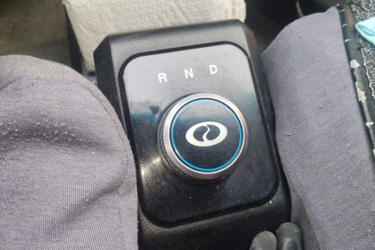 Used Ruichi EC35 2020 EC35 II Standard Edition 38.7 kWh Gear Lever