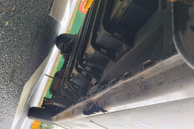 Used Ruichi EC35 2020 EC35 II Standard Edition 38.7 kWh Chassis Front Left