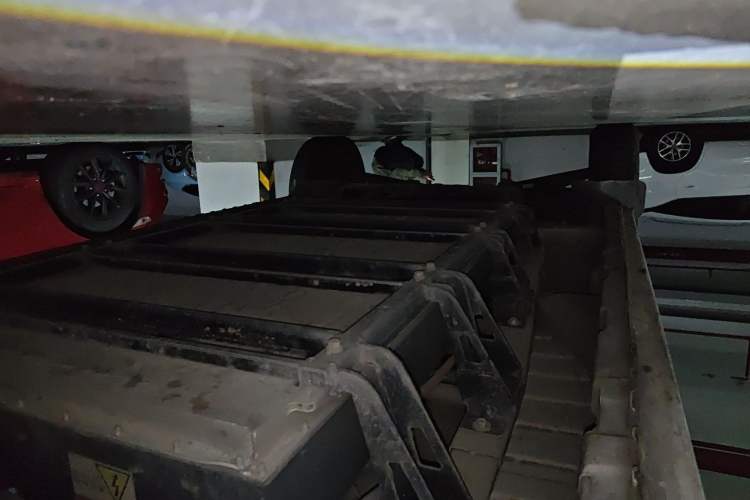 Used Ruichi EC35 2020 EC35 II Standard Edition 38.7 kWh Chassis Rear Left
