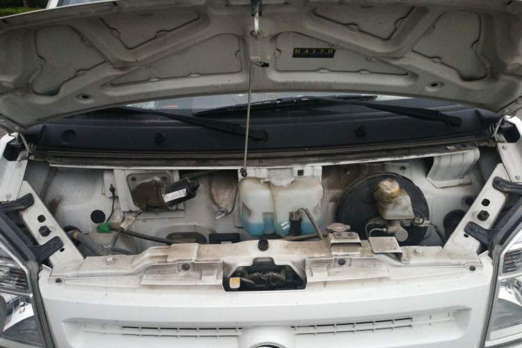 Used Ruichi EC35 2020 EC35 II Long-Range Version 41.86 kWh Engine Bay