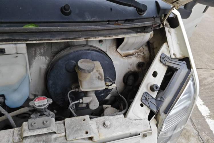 Used Ruichi EC35 2020 EC35 II Standard Edition 38.7 kWh Engine Bay Left