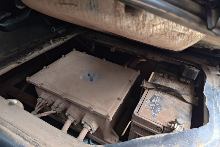 Used Ruichi EC35 2020 EC35 II Standard Edition 38.7 kWh Engine Bay Left