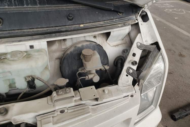Used Ruichi EC35 2020 EC35 II Standard Edition 38.64 kWh Engine Bay Left
