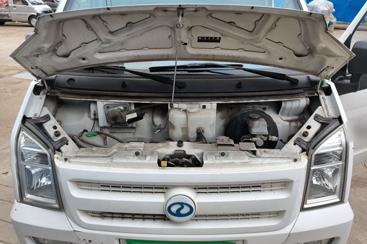 Used Ruichi EC35 2020 EC35 II Long-Range Version 41.86 kWh Engine Bay