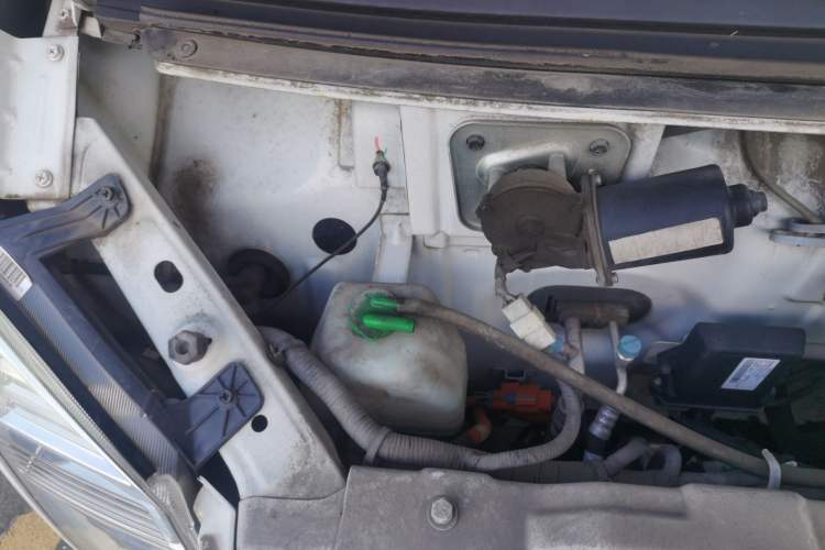 Used Ruichi EC35 2020 EC35 II Long-Range Version 41.86 kWh Engine Bay Right