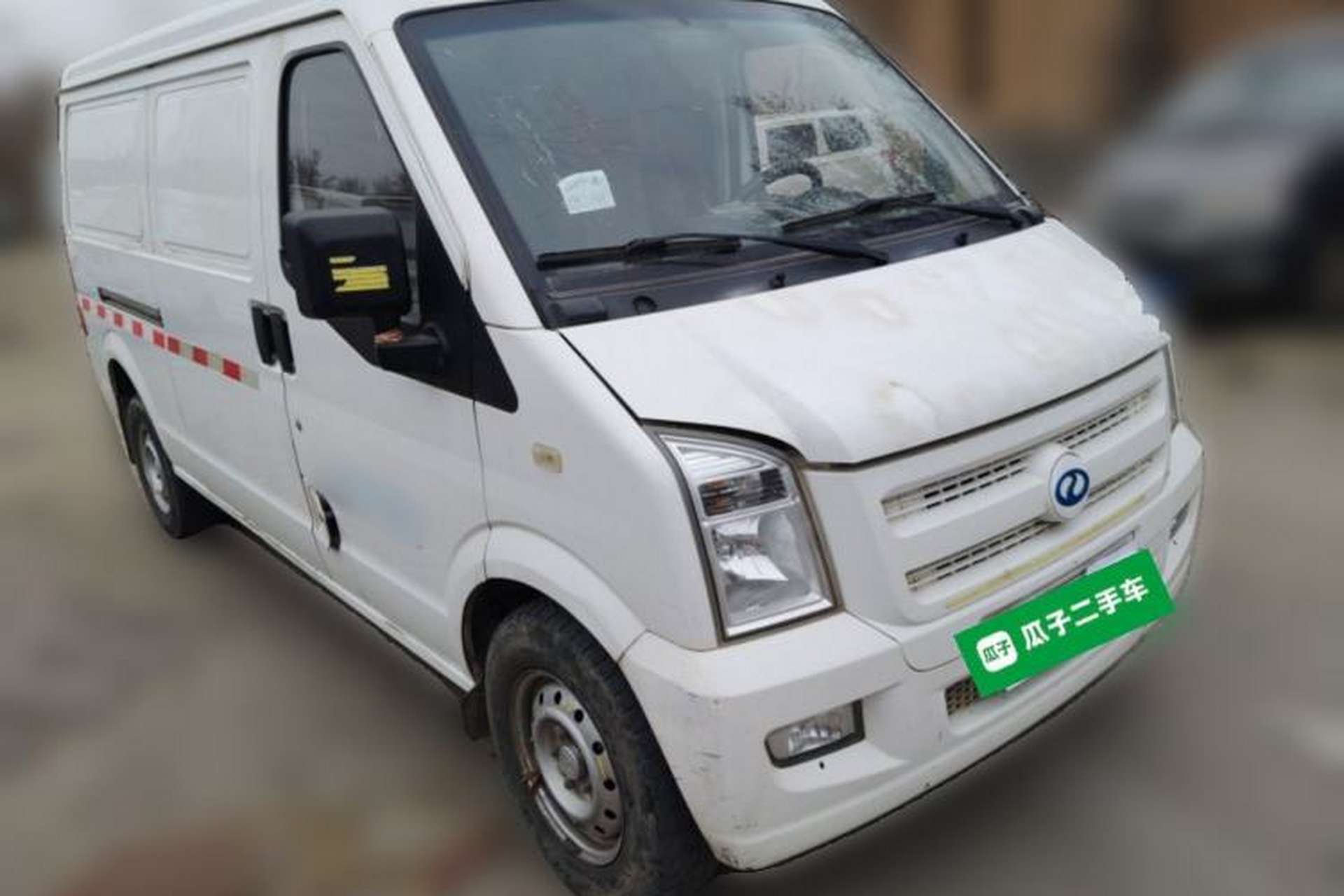 Used Ruichi EC35 2020 EC35 II Long-Range Version 41.86 kWh Front Right 45 Deg