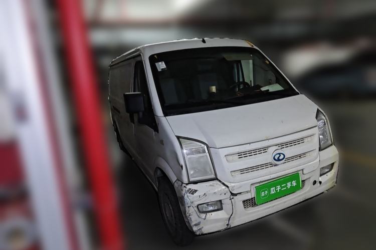Used Ruichi EC35 2020 EC35 II Standard Edition 38.7 kWh Front Right 45 Deg