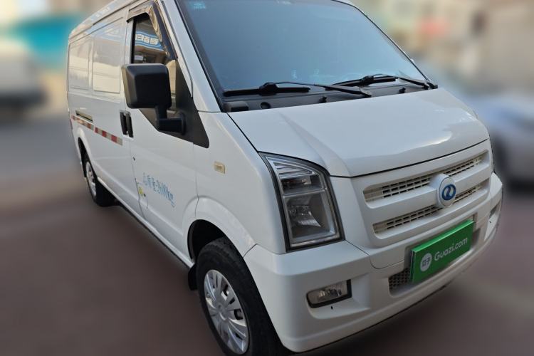 Used Ruichi EC35 2020 EC35 II Standard Edition 38.7 kWh Front Right 45 Deg