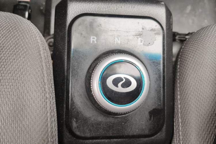 Used Ruichi EC35 2020 EC35 II Standard Edition 38.7 kWh Gear Lever