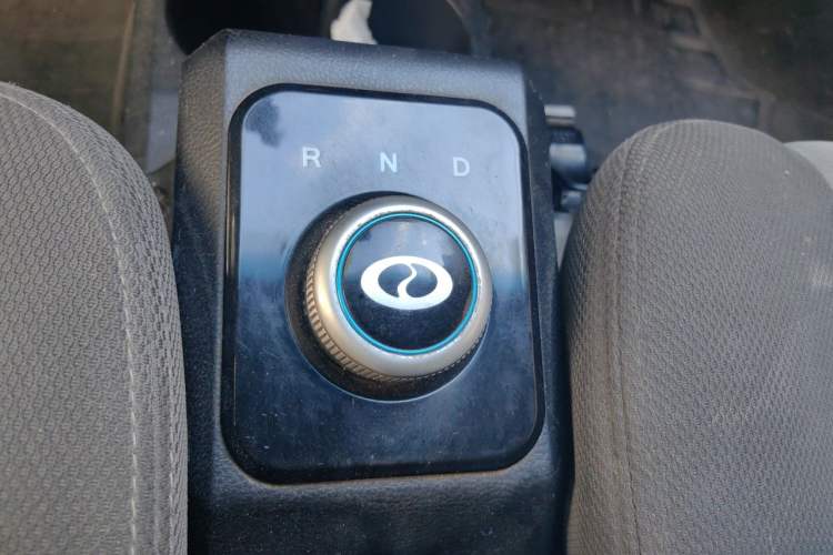 Used Ruichi EC35 2020 EC35 II Standard Edition 38.64 kWh Gear Lever