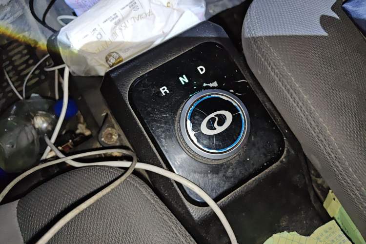 Used Ruichi EC35 2020 EC35 II Standard Edition 38.7 kWh Gear Lever