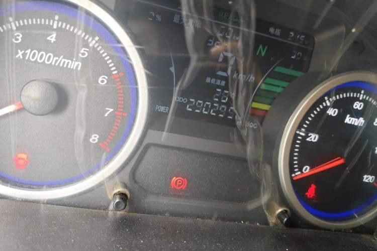 Used Ruichi EC35 2020 EC35 II Standard Edition 38.7 kWh Odometer Close Up