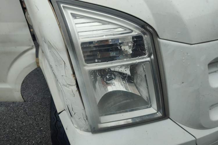 Used Ruichi EC35 2020 EC35 II Standard Edition 38.7 kWh Right Front Headlight