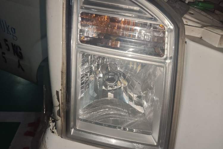 Used Ruichi EC35 2020 EC35 II Standard Edition 38.7 kWh Right Front Headlight