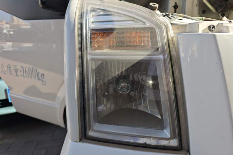 Used Ruichi EC35 2020 EC35 II Standard Edition 38.7 kWh Right Front Headlight