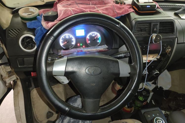 Used Ruichi EC35 2020 EC35 II Long-Range Version 41.86 kWh Steering Wheel