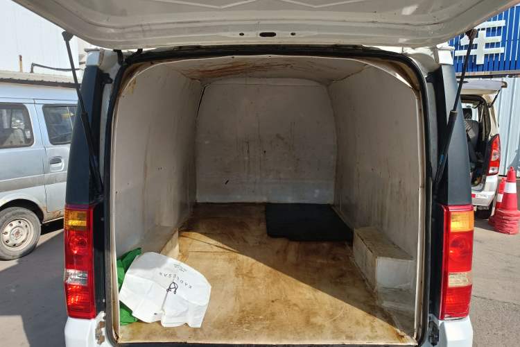 Used Ruichi EC35 2020 EC35 II Standard Edition 38.64 kWh Trunk