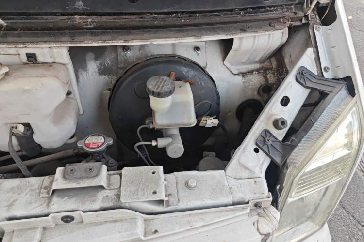 Used Ruichi EC35 2021 EC35 II Standard Edition 38.7 kWh Engine Bay Left