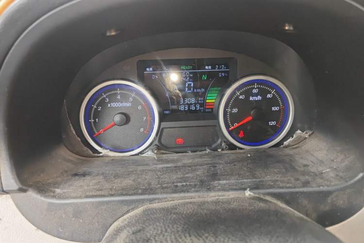 Used Ruichi EC35 2021 EC35 II Standard Edition 38.7 kWh Odometer Close Up